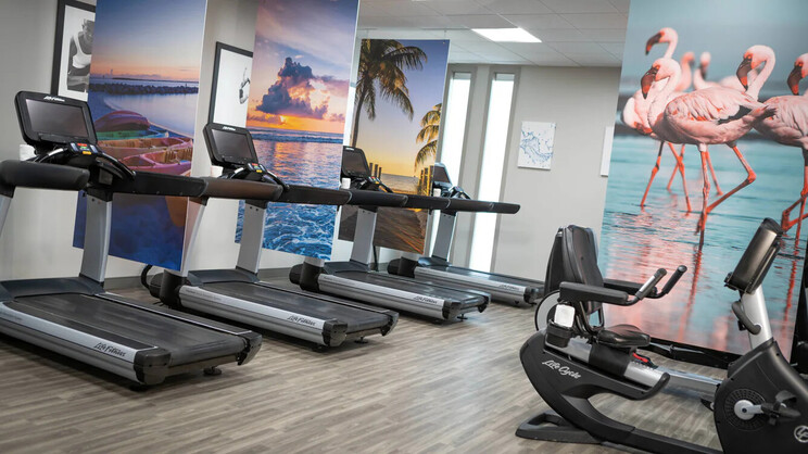 Renaissance Orlando Resort at Seaworld